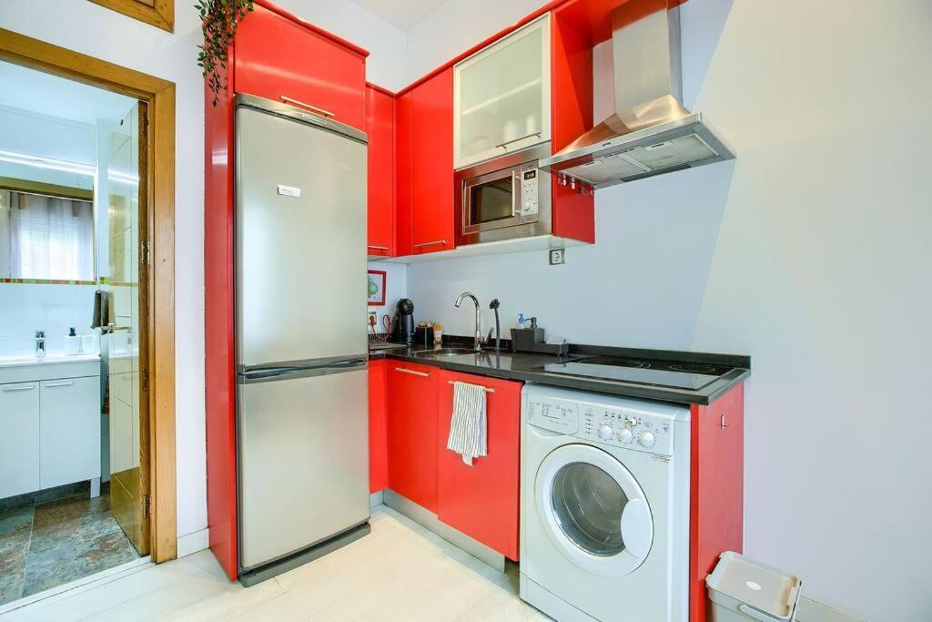 Cozy Getaway In Madrid Apartment Bagian luar foto